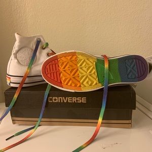 Hightop Rainbow Converse - Size 7